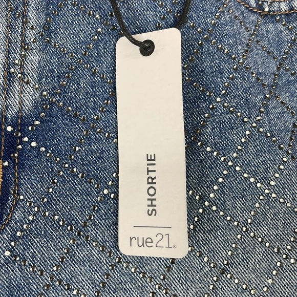 NWT Rue 21 Women Shortie Denim Jean Shorts SZ 10 Jewels Distressed High Rise - Picture 2 of 11
